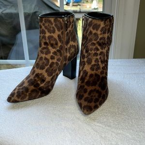 Excellent Condition! Nine West Faux cheetah Fur Boots